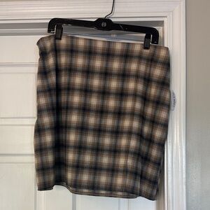 Old Navy Plaid Pencil Skirt - Black and Tan